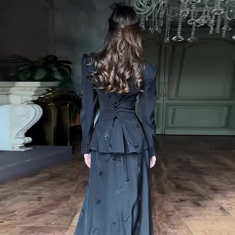 Womens Black Chic Figure-flattering Long-sleeve Suit